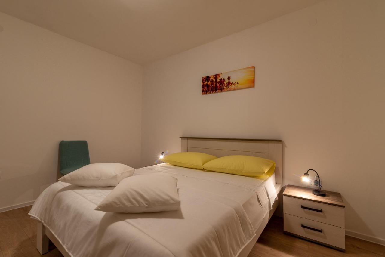 Apartman Galeb Trogir Eksteriør bilde